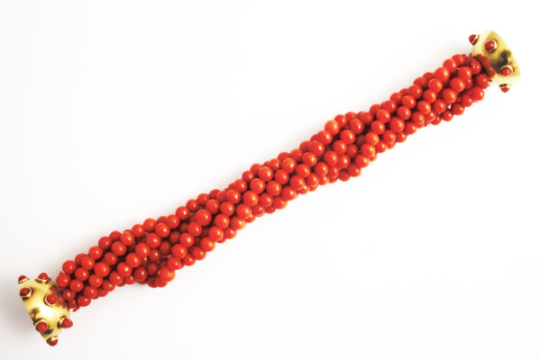 Peculiar Bulgari 1940s Coral and Gold Parure - Image 3