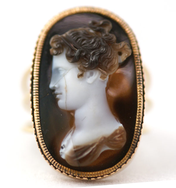 Antique Cameo Ring - Image 3