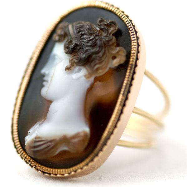 Antique Cameo Ring - Image 2