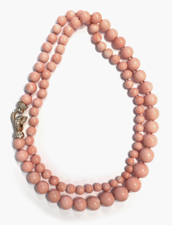 Exceptional Cartier Angel Skin Coral Necklace - Image 3