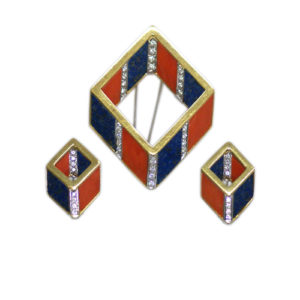 Peculiar Italian Geometrical Set
