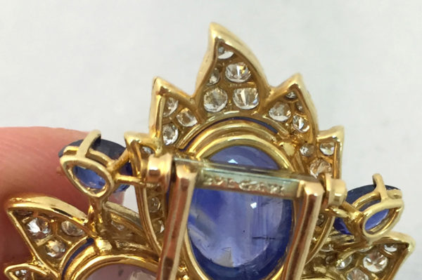 Rare Bulgari Sapphire & Diamond Folate Brooch - Image 2