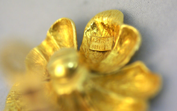 Lalaounis Gold Flower Ear Clips - Image 3