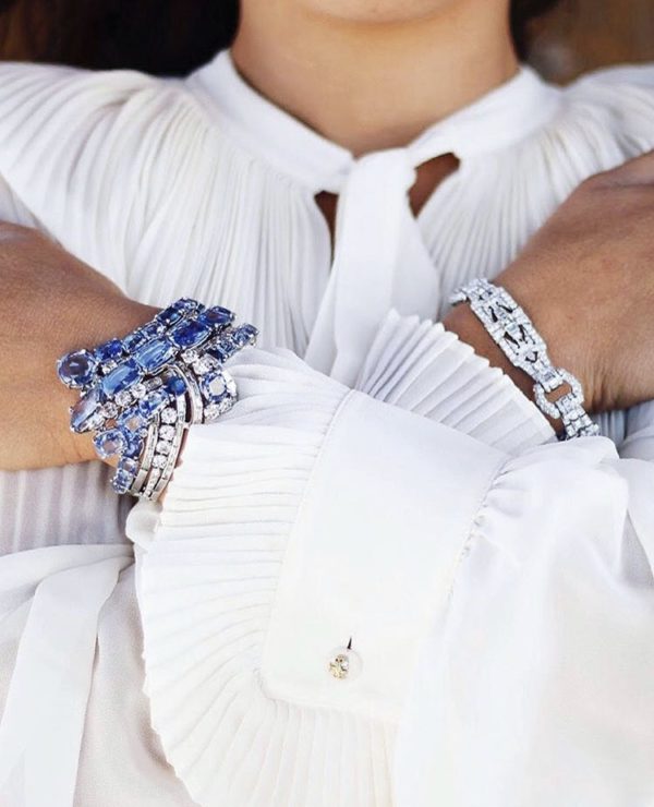 Important Diamond & Sapphire Cascade Bracelet - Image 3