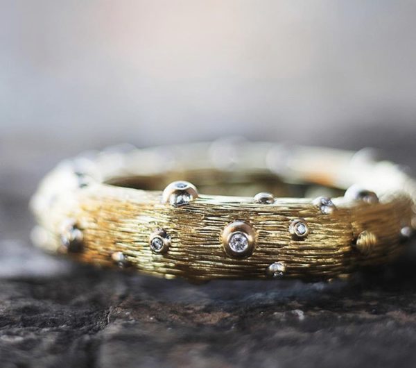 Chunky Gold Trunk Bangle - Image 4