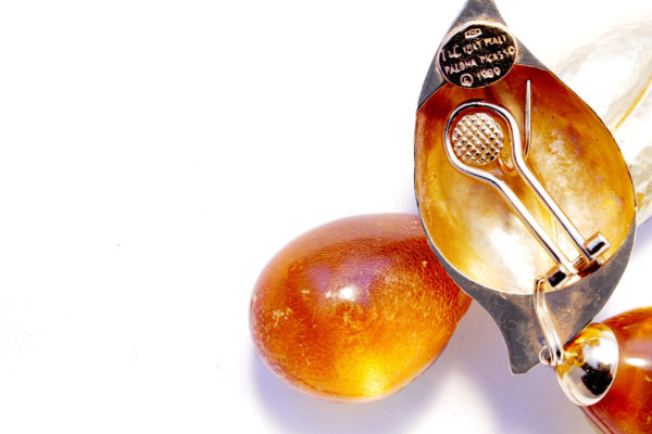 Tiffany & Co. Paloma Picasso Amber & Gold Earrings - Image 2