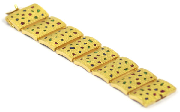 Gem-Set Hammered Gold Link Bracelet