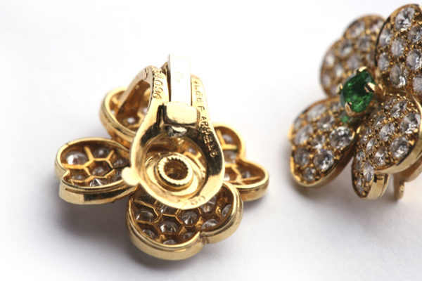 Van Cleef & Arpels Emerald & Diamond Flower Ear Clips - Image 2