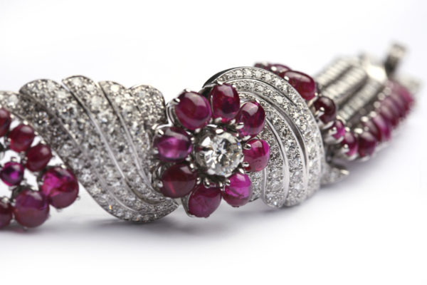 Important Burmese Ruby Diamond Gold Bracelet - Image 4