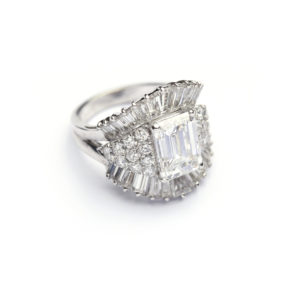 2.66 D VS1 Emerald Cut Diamond Cocktail Ring