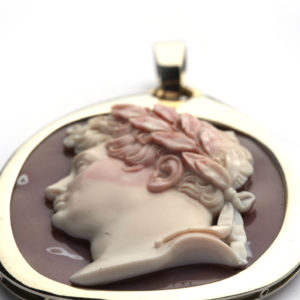 Bulgari Large Agate Cameo (by Girometti) Pendant