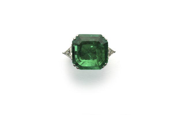 Important 17ct Emerald Ring