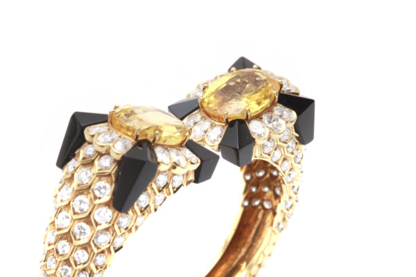 Superb Sapphire, Diamond & Onyx Bracelet by Fred - Image 4