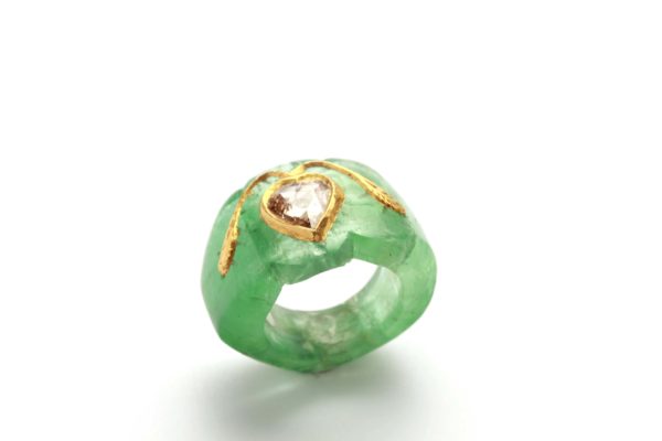 Indian Carved Emerald & Diamond Ring - Image 2