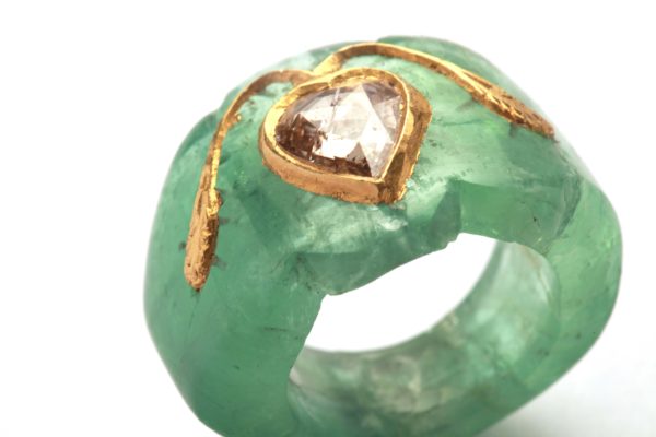 Indian Carved Emerald & Diamond Ring - Image 3