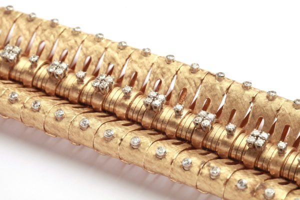 Italian Retro Gold and Diamond Bracelet - Image 3