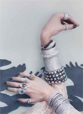 Vogue Italia – Shadow Play