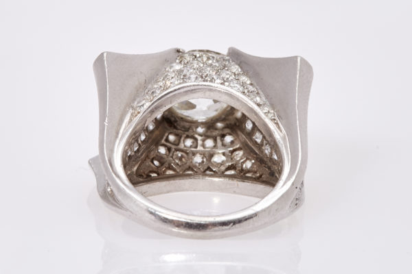 Space Age Design Diamond Cocktail Ring - Image 3