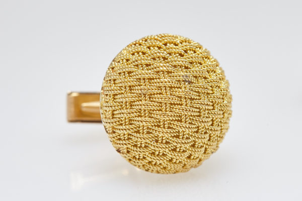 Van Cleef Gold Cloth Cufflinks - Image 3
