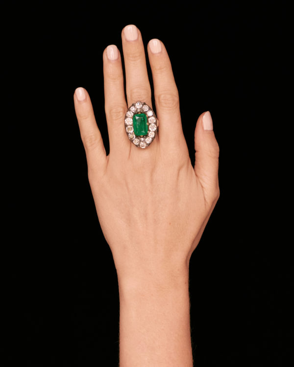 Antique Emerald and Diamond Ring - Image 5