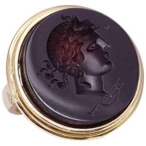 Retro Intaglio Ring