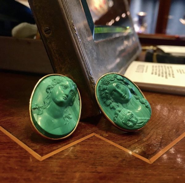 Retro Malachite and Gold Cameo Ear-Clips - Image 5