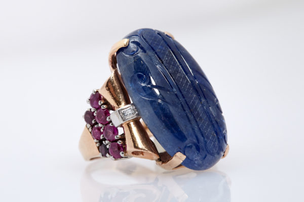 Retro Carved Sapphire, Ruby and Diamond Ring - Image 3