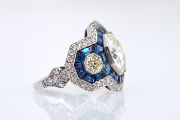 Retro Sapphire Diamond Ring - Image 2