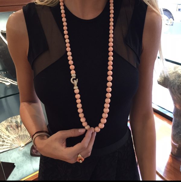 Exceptional Cartier Angel Skin Coral Necklace - Image 5