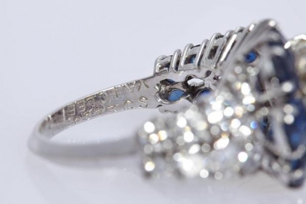 Van Cleef Diamond Sapphire Ring - Image 8