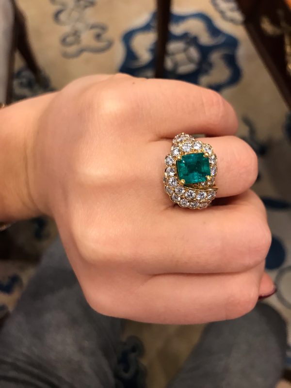 Gerard Important Emerald & Diamonds Set - Image 7