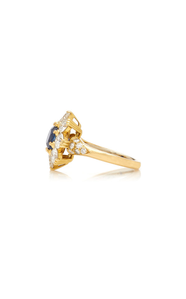 Van Cleef Sapphire and Diamond Cluster Ring - Image 4