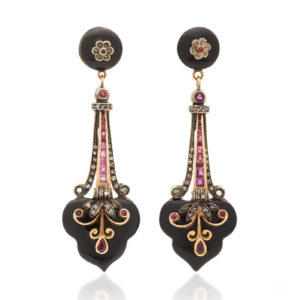 Refined Victorian Ear-Pendants