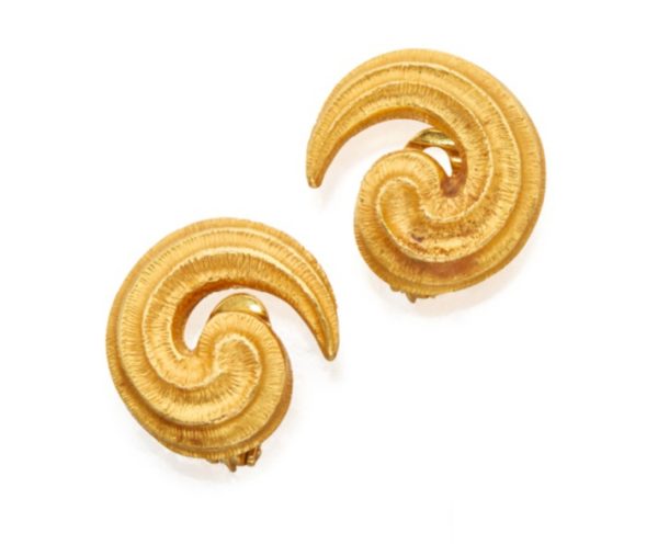 Gold Swirl Earclips