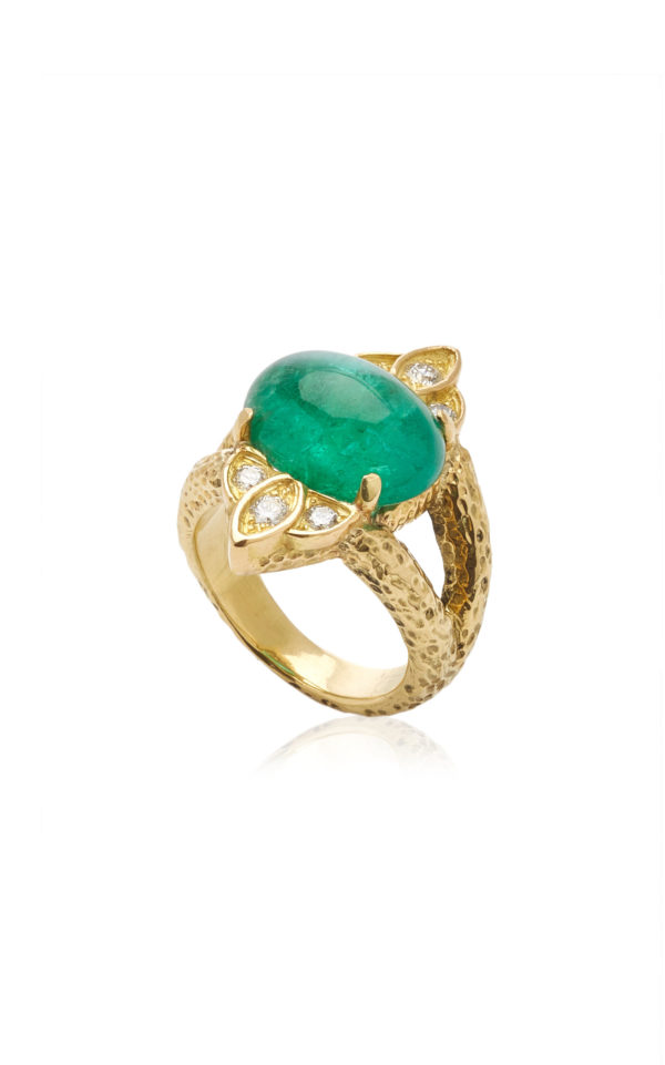Cabochon Emerald and Gold Ring
