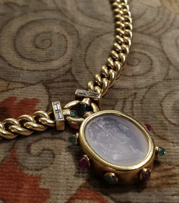 Bulgari Unusual Agate Pendant Necklace - Image 6