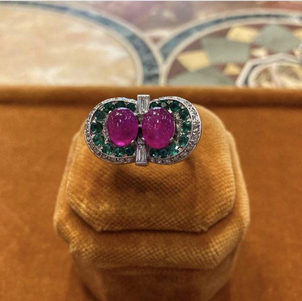 Cabochon Ruby & Emerald Ring - Image 4
