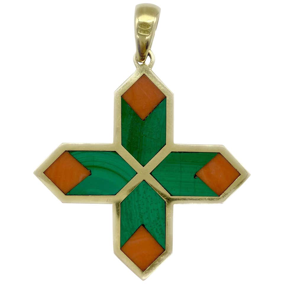 bulgari cross pendant