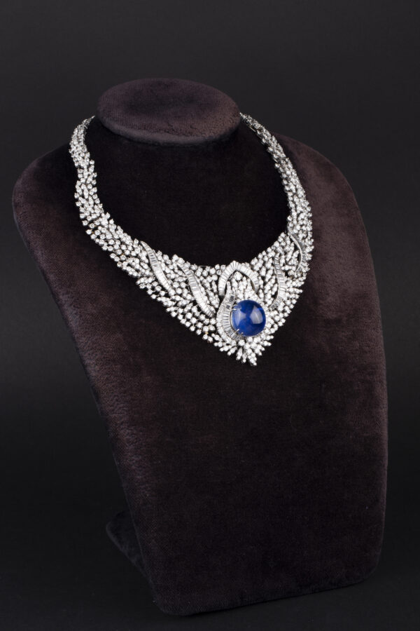Important Retro Sapphire & Diamond Necklace - Image 2
