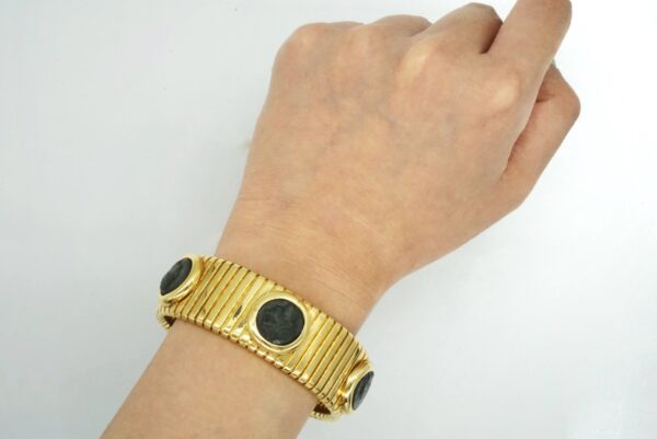 Bulgari Monete Tubogas Yellow Gold Bracelet - Image 9