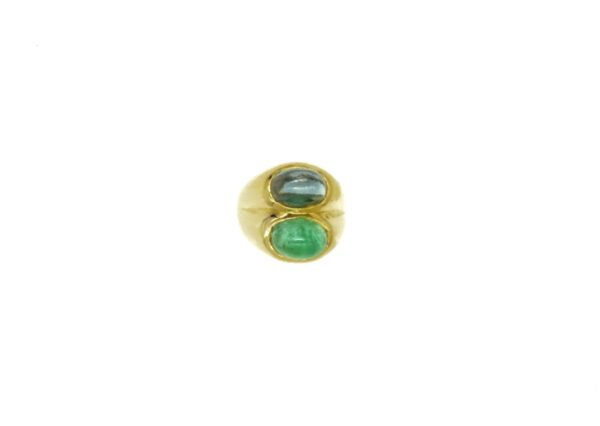Bulgari Gold Ring with Cabochon Sapphire and Emerald - Image 4
