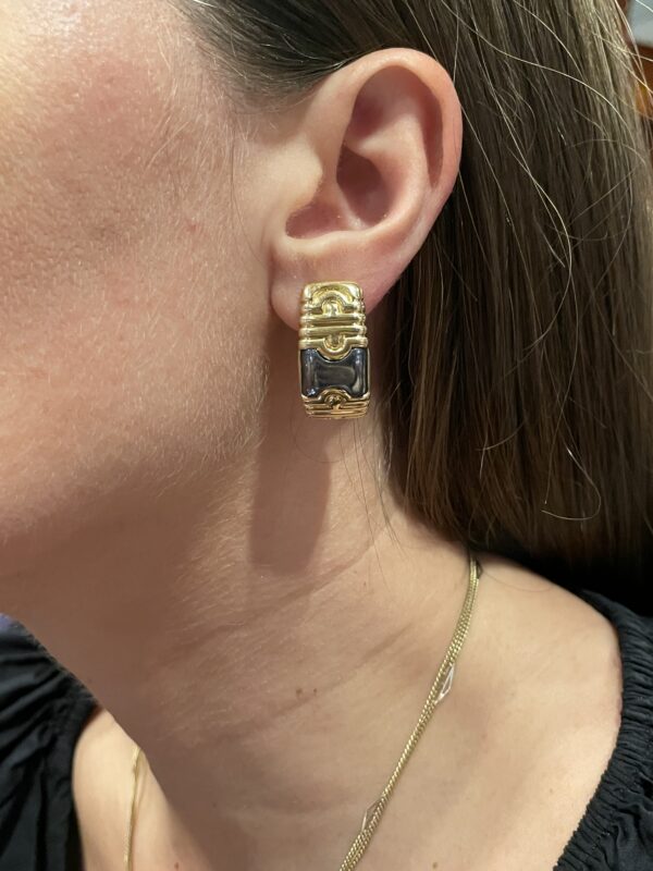 Bulgari Gold and Hematite Parenthesis Hoop Earrings - Image 6