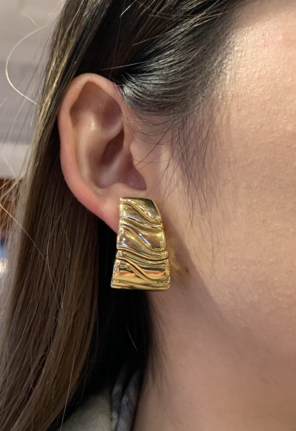 Marina B Patterned Gold Earrings - Image 4