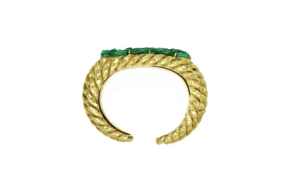 David Webb Green Jade and 18k Yellow Gold Bracelet - Image 5