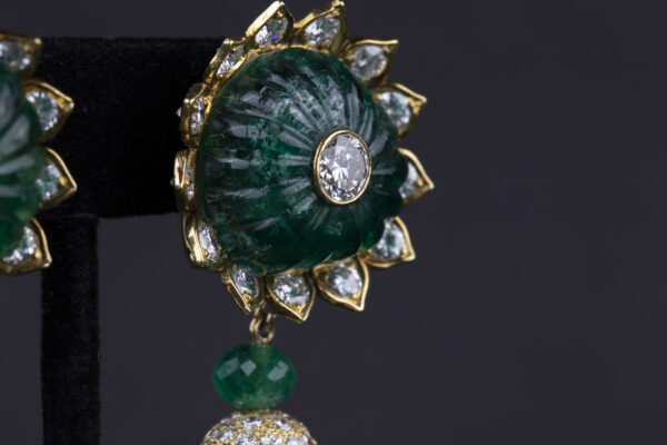 Beautiful Emerald Beads and Diamond Ear-Pendants - Image 3