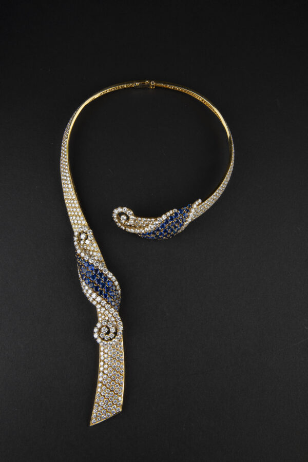 Important M. Gerard Sapphire and Diamond Set - Image 4