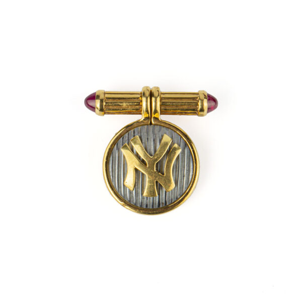 Unique Bulgari NY Yankees Pin