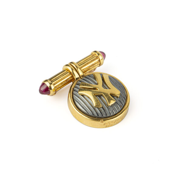 Unique Bulgari NY Yankees Pin - Image 2