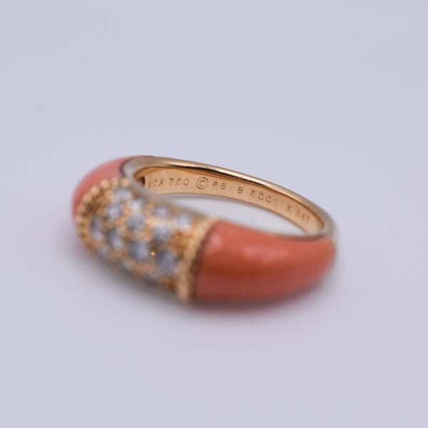 Van Cleef & Arpels Coral and Diamond "Philippine" Ring - Image 4