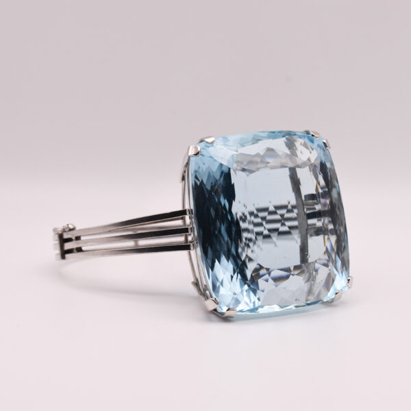 420ct Aquamarine Platinum Bangle - Image 2